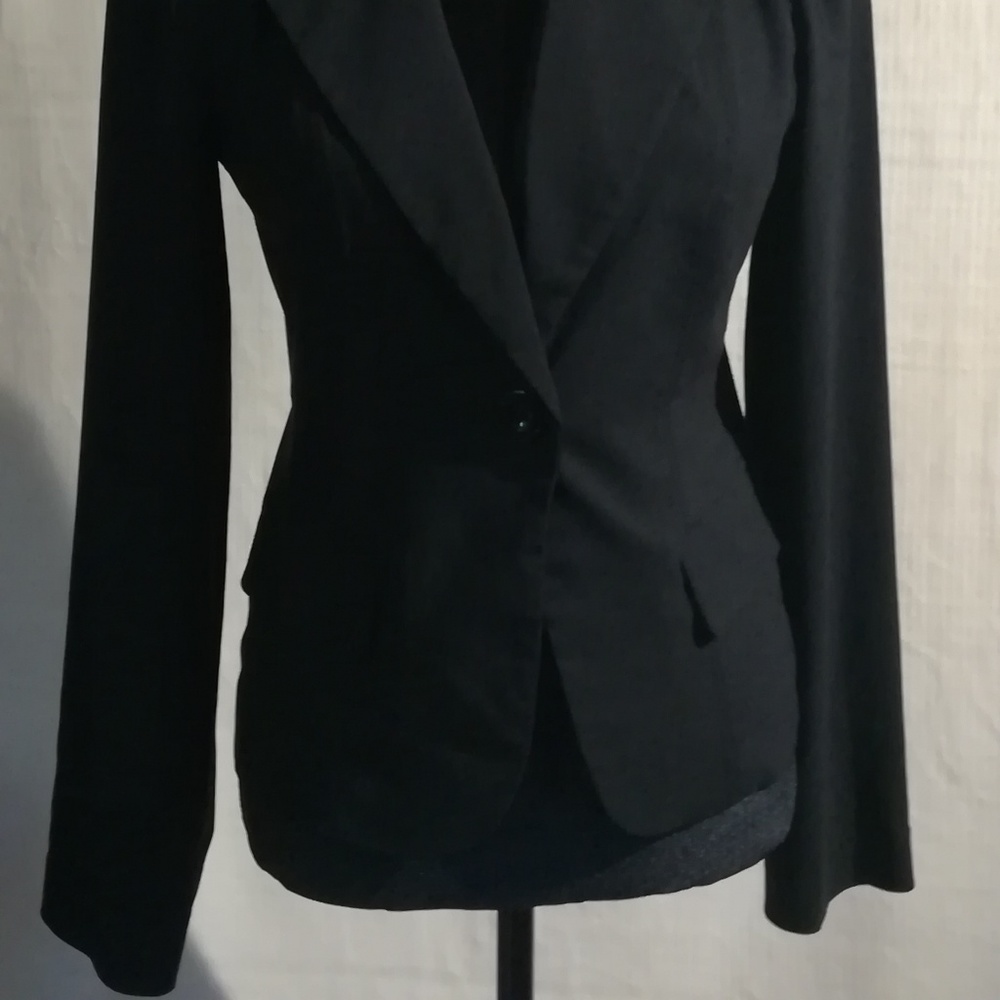 Beautiful blazer - Picture 5 of 5